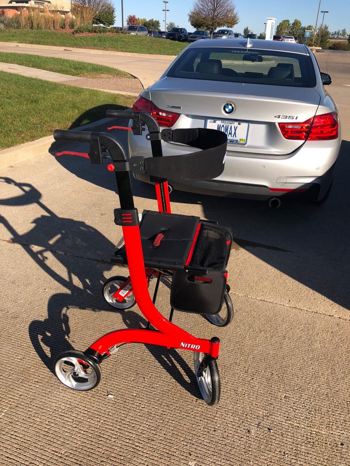 Drive Medical RTL10266CF Nitro Elite CF Rollator Walker with Seat, Black customer photo 1