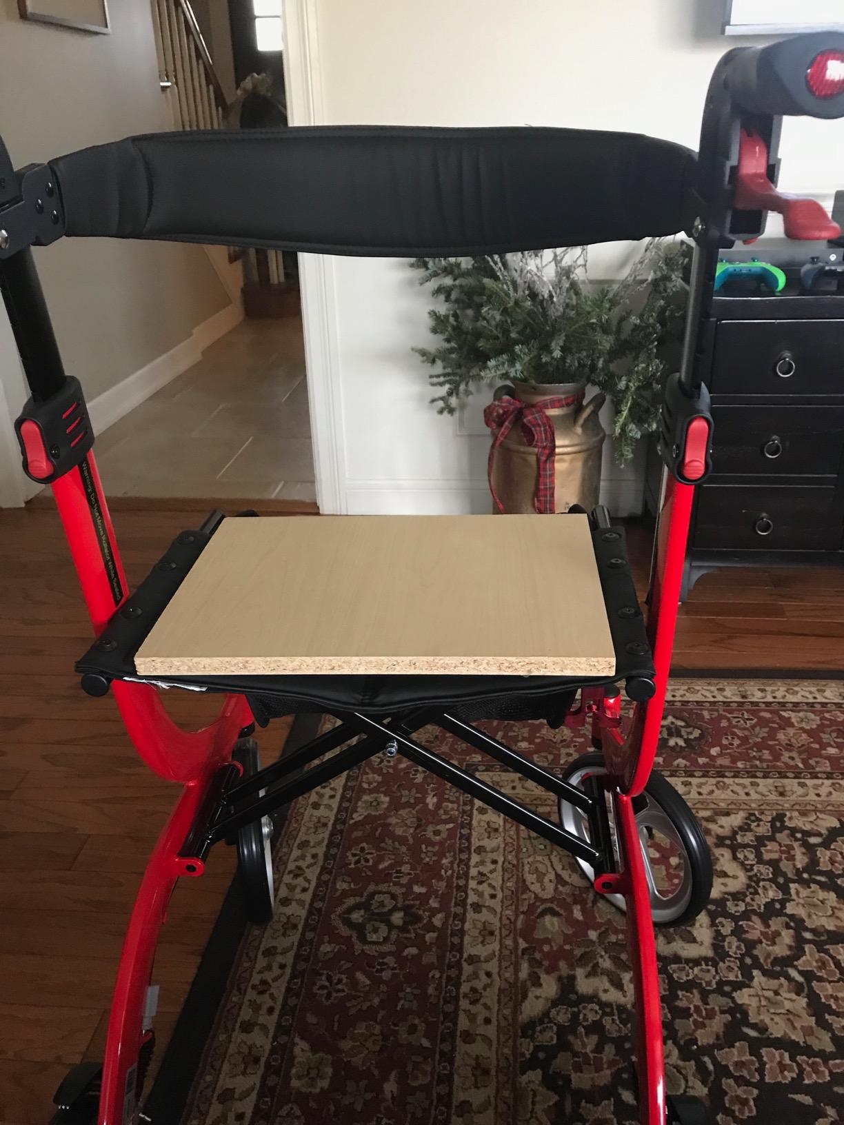 Drive Medical RTL10266CF Nitro Elite CF Rollator Walker with Seat, Black customer photo 2