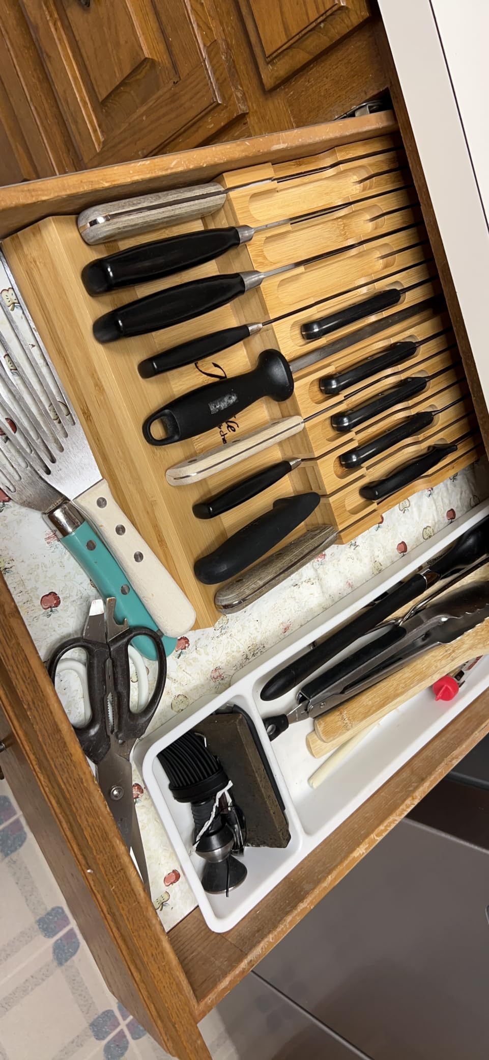 In-Drawer Bamboo Knife Block Holds 16 Knives (Not Included) Without Pointing Up PLUS a Slot for your Knife Sharpener! Noble Home & Chef Knife Organizer Made from Quality Moso Bamboo customer photo 1