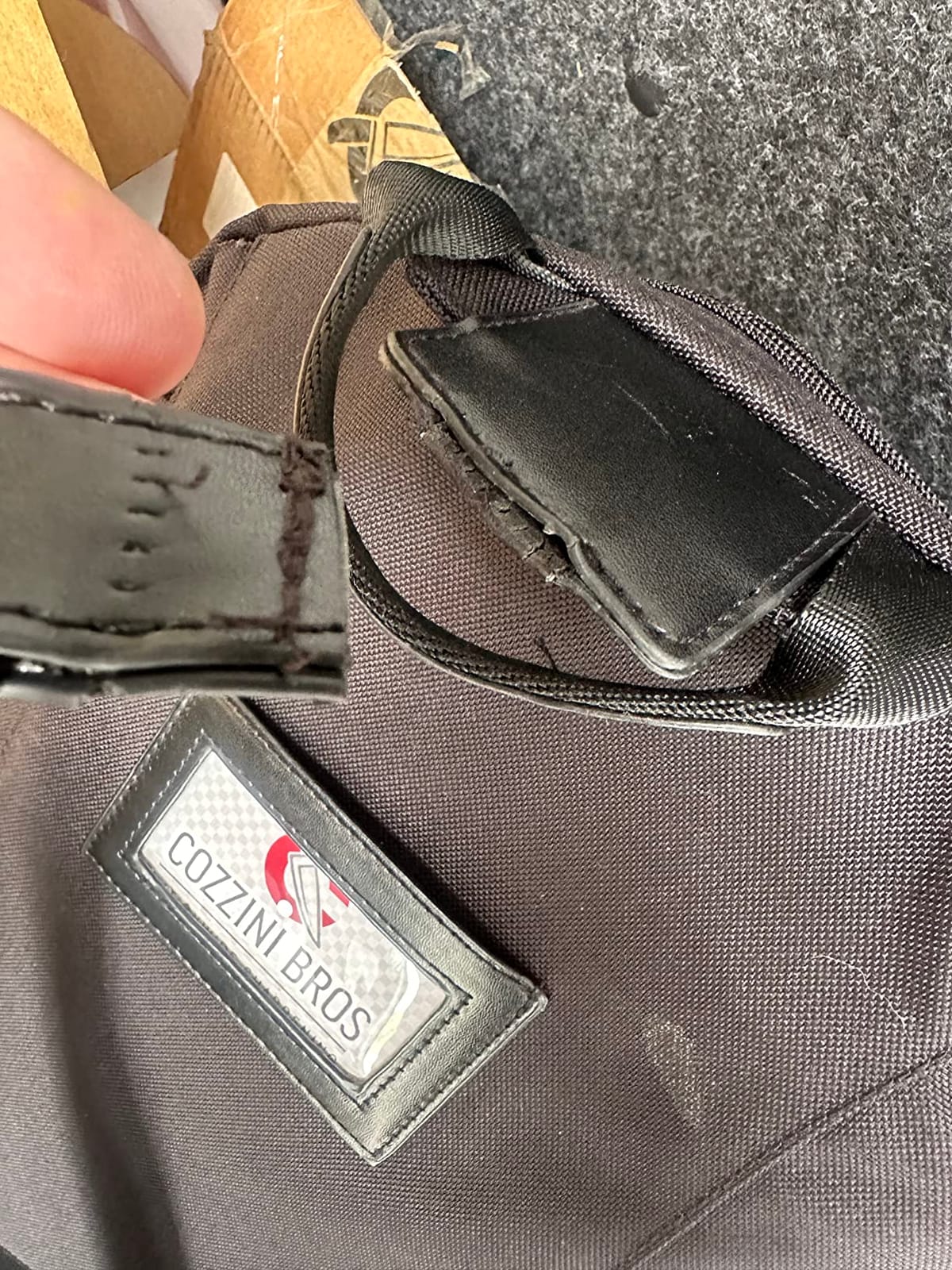 Asaya Chef Knife Sling Bag - 29 Pockets for Knives and Kitchen Utensils - Business Card Holder and Lock - Water Resistant and Durable Ballistic Nylon Backpack for Chefs customer photo 2