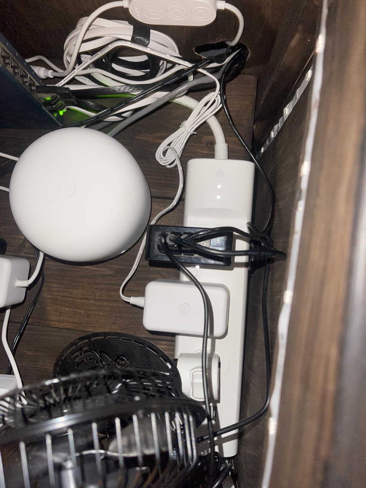 kasa smart Plug Power Strip KP303, Surge Protector with 3 Individually Controlled Smart Outlets and 2 USB Ports, Works with Alexa & Google Home, No Hub Required , White customer photo 1