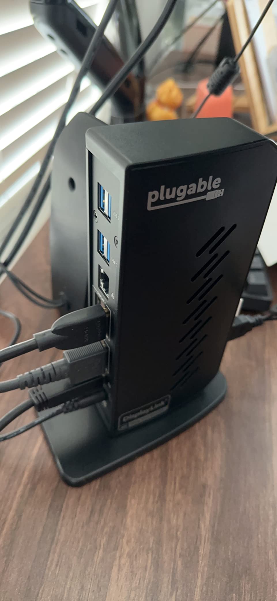 Plugable Dual DisplayPort & HDMI Docking Station, USB 3.0 & USB-C customer photo 2
