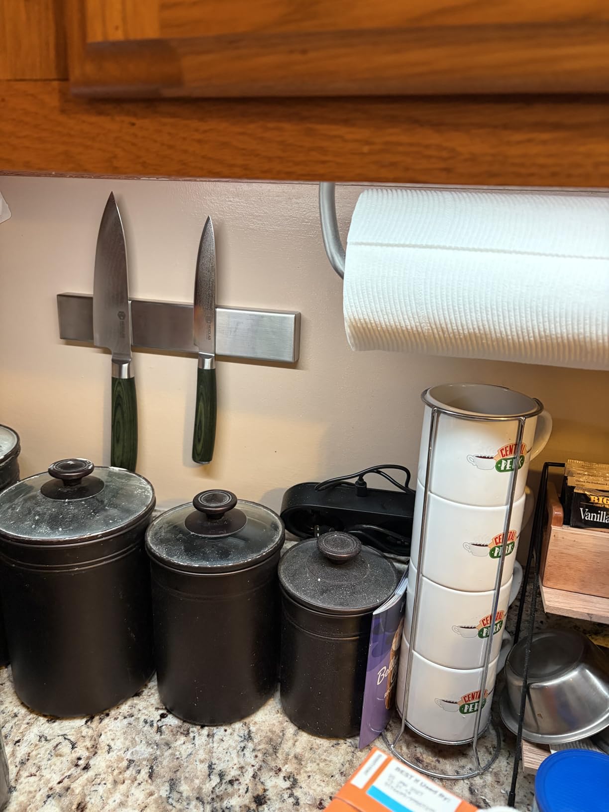 GORILLA GRIP 304 Stainless Steel Magnetic Knife Holder Strip, 10 Inch customer photo 1