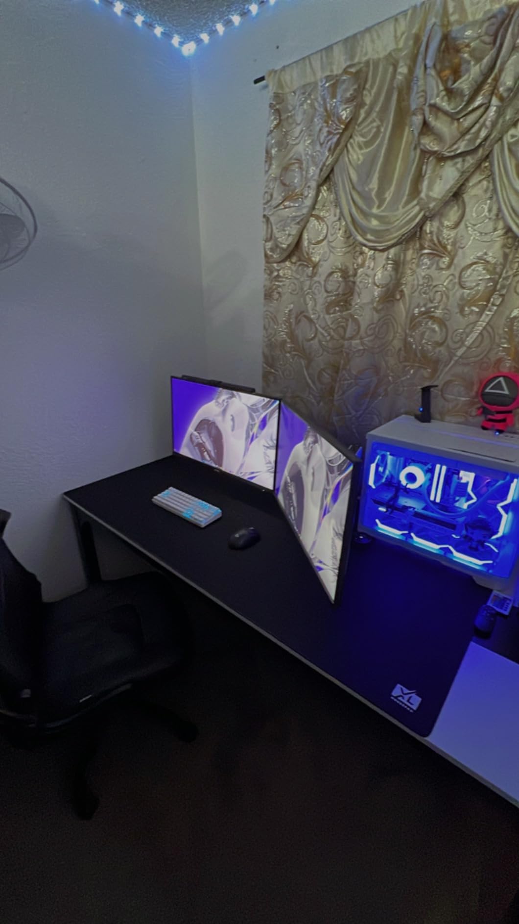 XL Mouse Pad - Big Desk Mouse Pad Extra Large for Gaming(60'' x 30'') - Super Thick Giant Mousepad for Full Desk with Rubber Base (Black, 4XL) customer photo 1