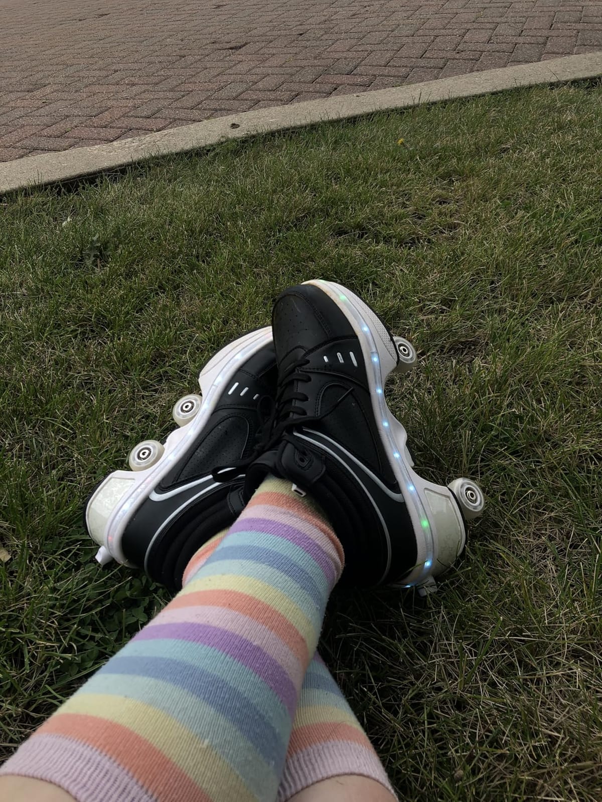 Double-Row Deform Wheel Automatic Walking Shoes Invisible Deformation Roller Skate 2 in 1 Removable Pulley Skates Skating Parkour customer photo 1