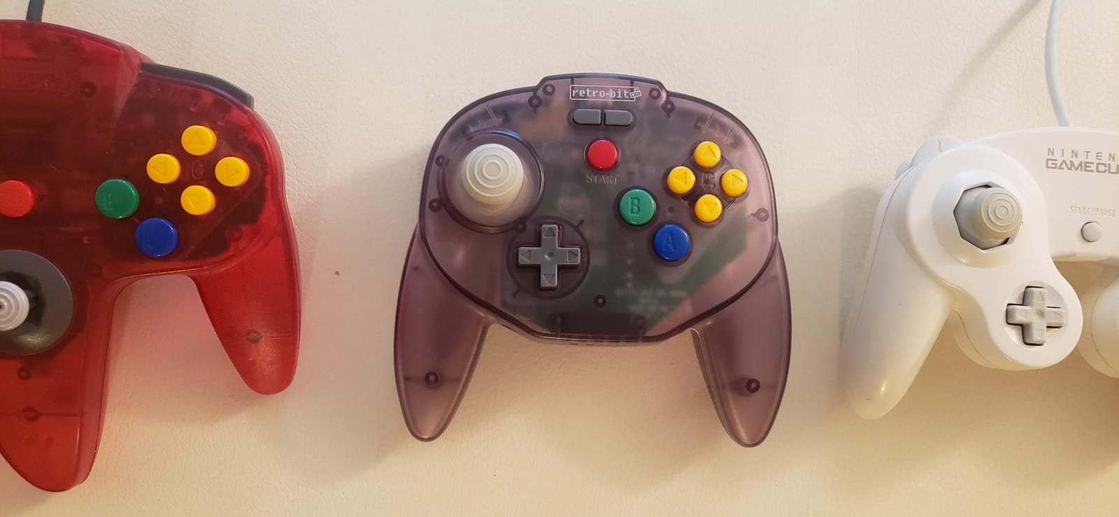 Retro-Bit Tribute 64 2.4 GHz Wireless Controller for N64 & More (Gray) customer photo 2