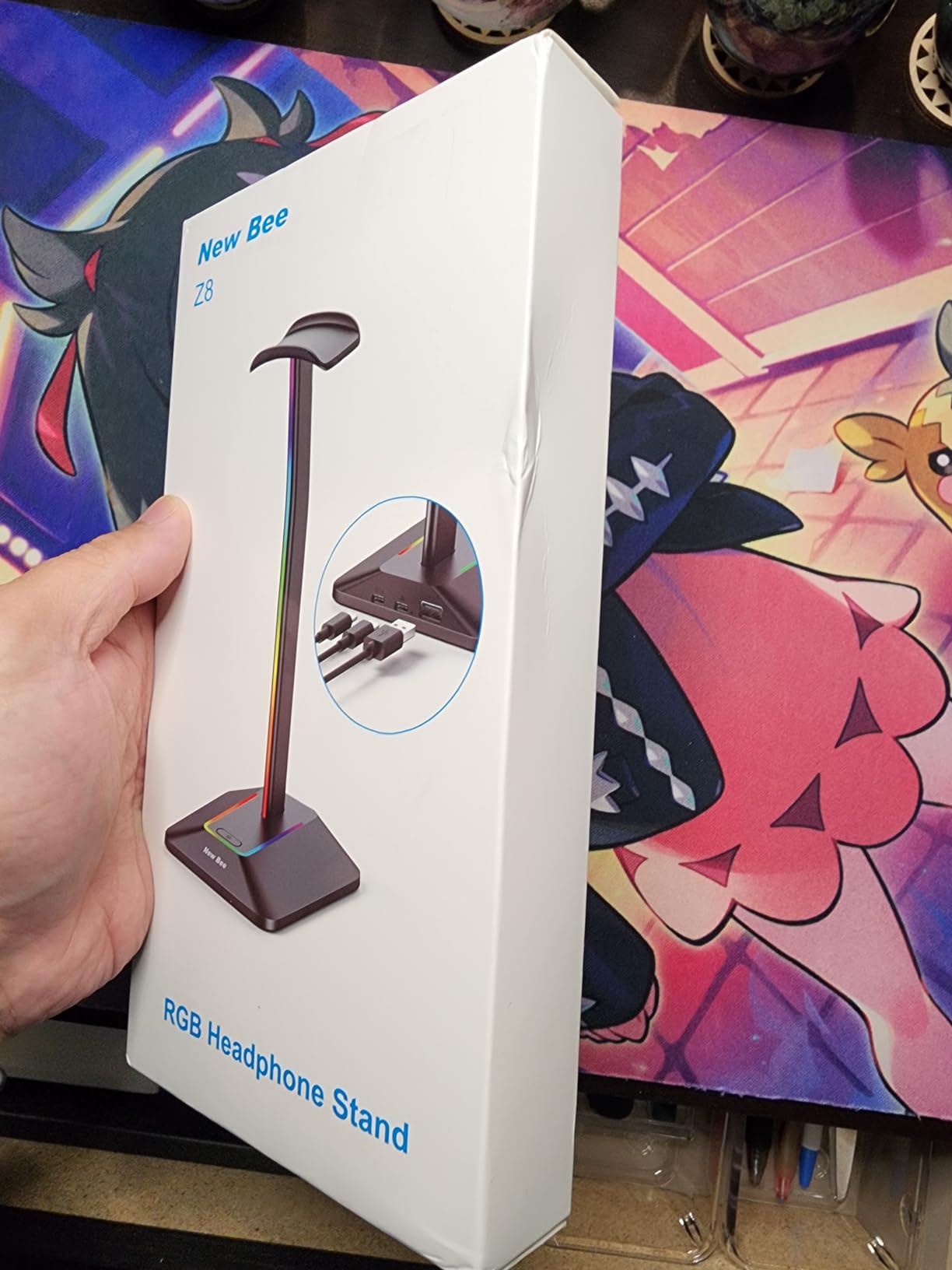 New Bee Headphone Stand with RGB Lighting, Sturdy Aluminum Gaming Headset Holder with USB-C & USB Charging Ports, Stable Desktop Earphone Stand for All Headphones Size, Black customer photo 2