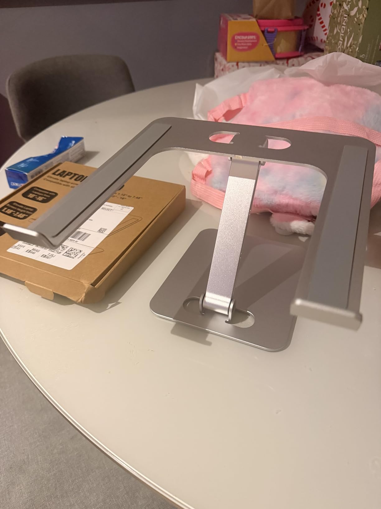 RIWUCT Aluminum Alloy Laptop Stand for Desk, Foldable Laptop Riser Holder customer photo 1