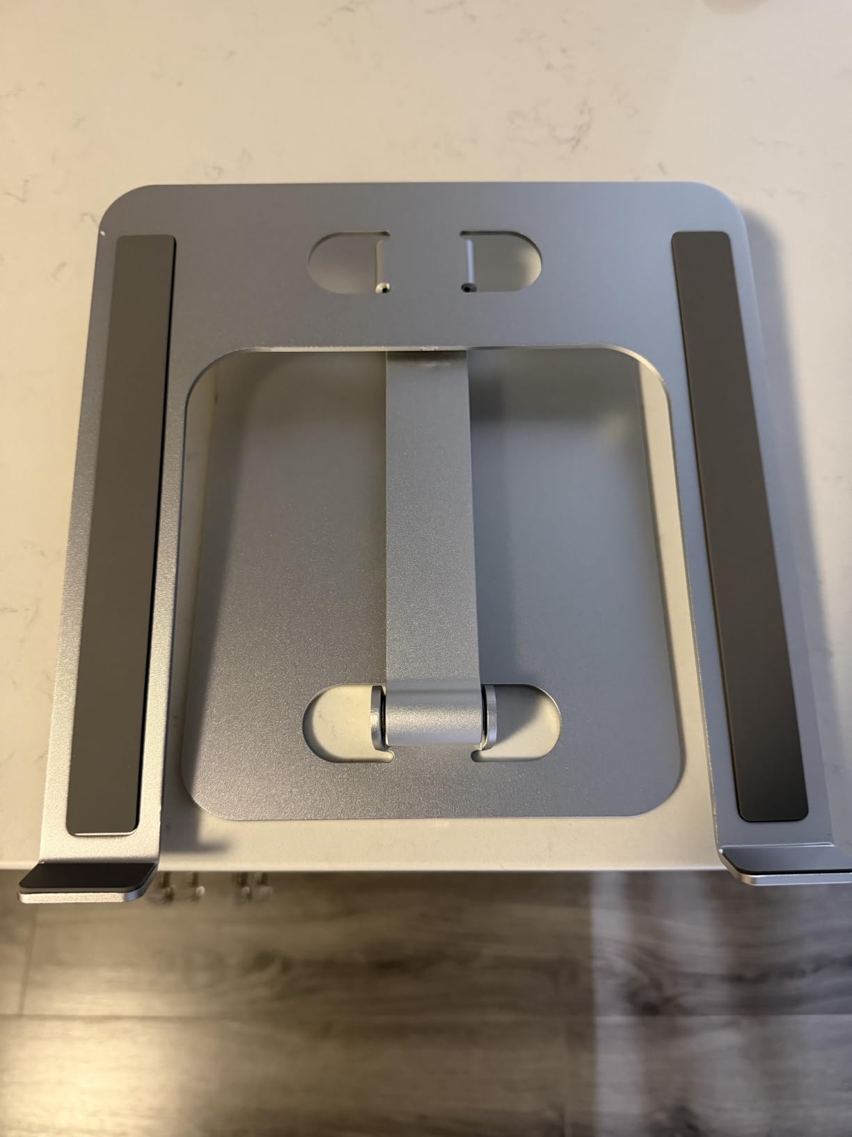 RIWUCT Aluminum Alloy Laptop Stand for Desk, Foldable Laptop Riser Holder customer photo 2