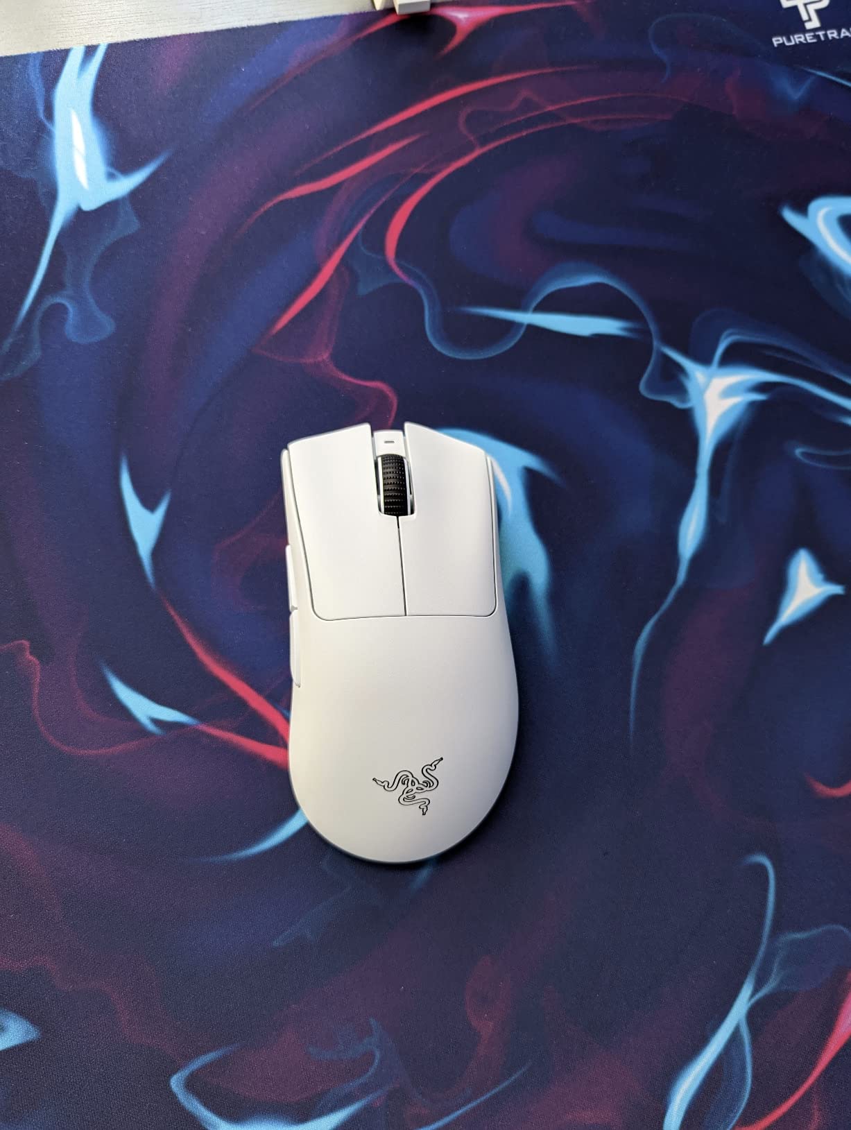 Razer DeathAdder V3 Pro Wireless Gaming Mouse, 63g, 90 Hr Battery, Black customer photo 2