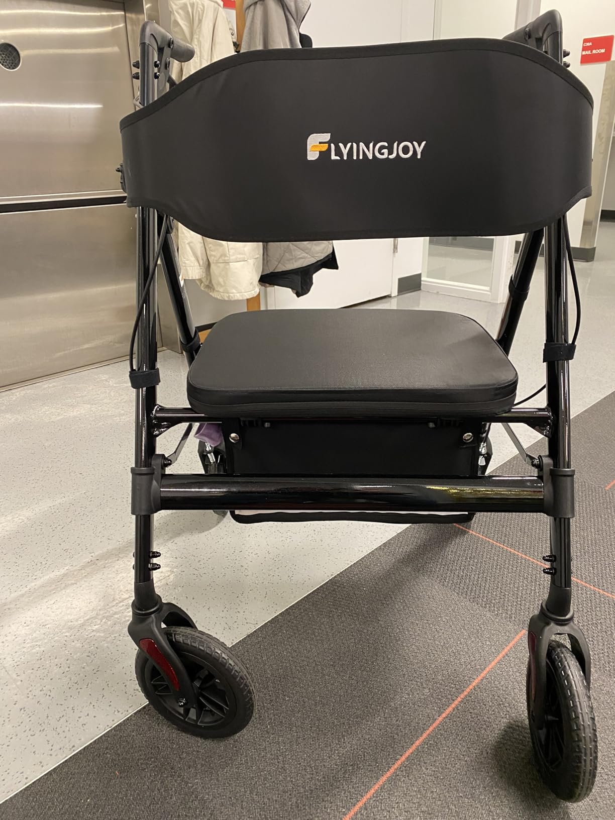 450Lbs Bariatric Walker,Heavy Duty Rollator Walkers for Seniors with Seat customer photo 1