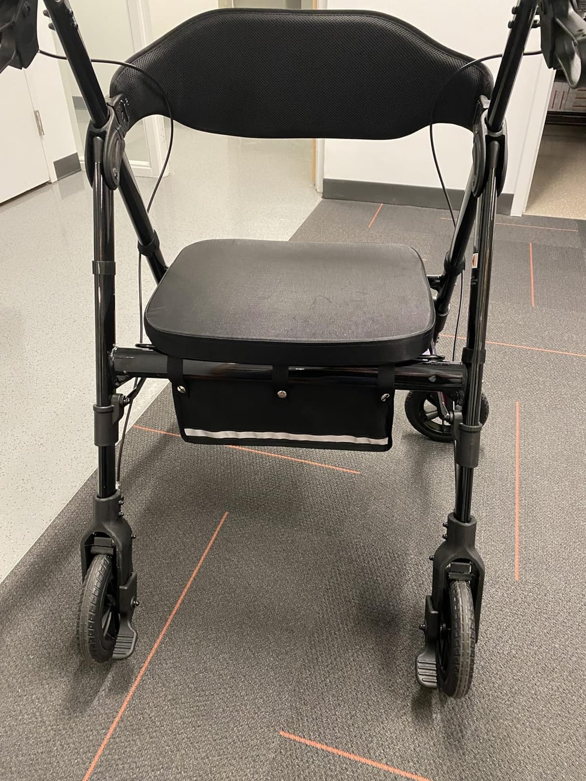 450Lbs Bariatric Walker,Heavy Duty Rollator Walkers for Seniors with Seat customer photo 2