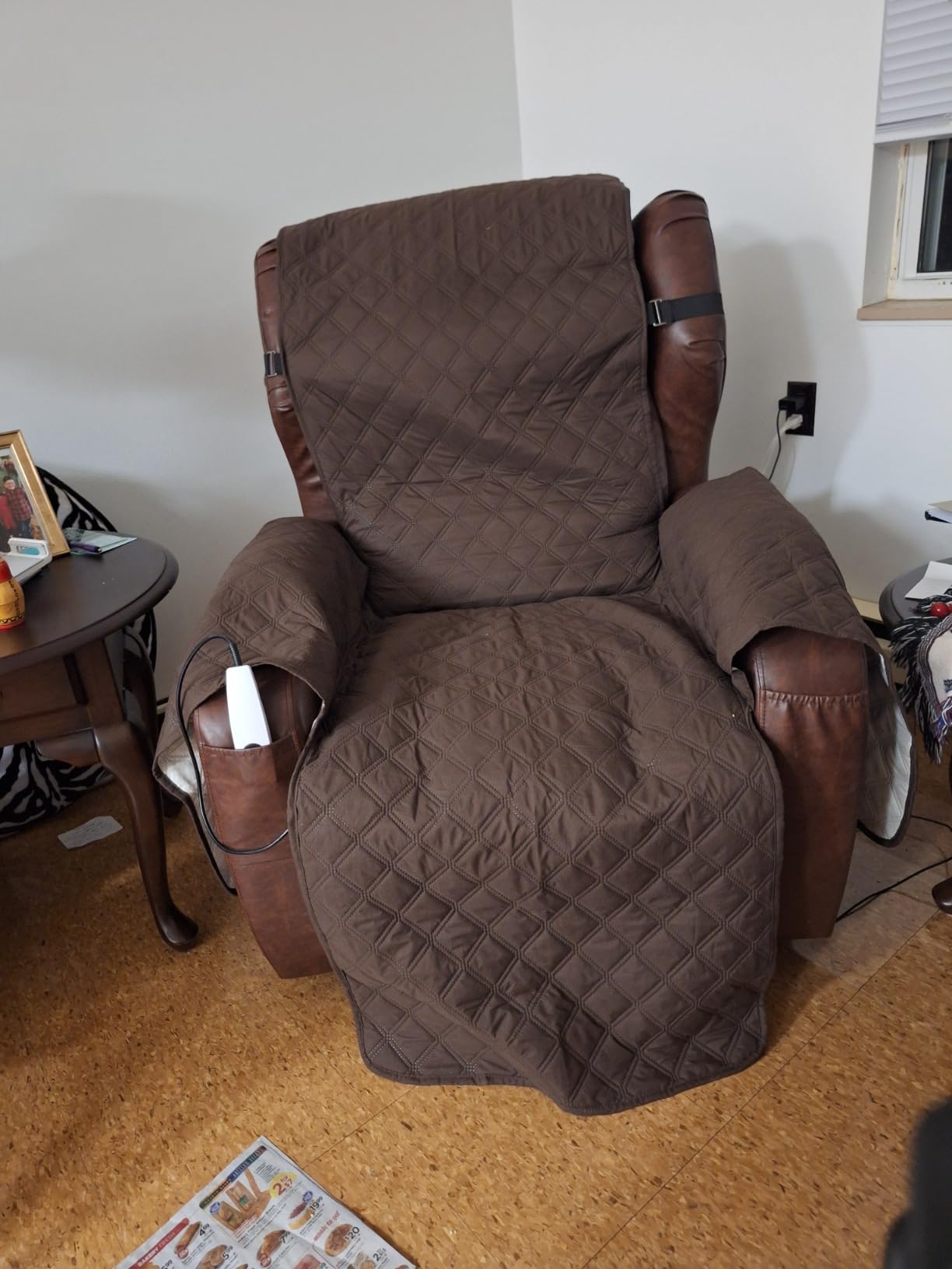 Ruaozz 100% Waterproof Recliner Chair Covers, Non-Slip Reclining Covers for Recliner Chair Washable Chair Cover, Recliner Covers with Pockets for Kids, Dogs, Pets (Chocolate, 23'') customer photo 2