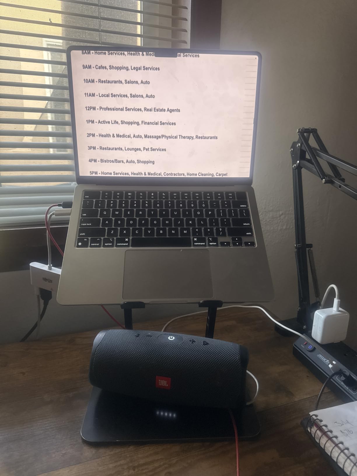 Adjustable Laptop Stand for Desk, Metal Laptop Riser Holder customer photo 1