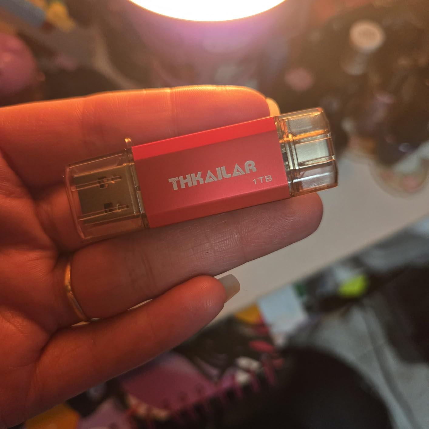 Thkailar 1TB USB C Flash Drive for MacBook and Android Phones customer photo 2