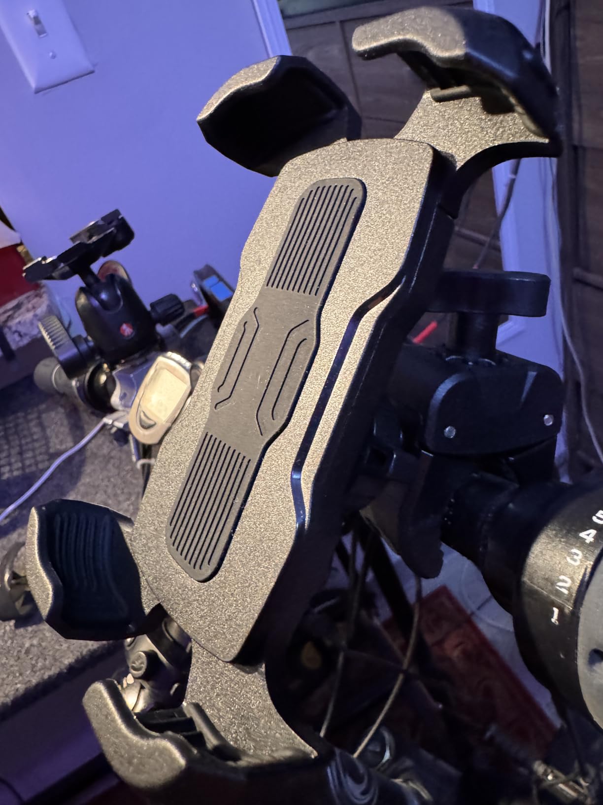 Pnitri 2026 New Upgraded Bike Phone Holder Handlebar - 1S Quick Install, Motorcycle Phone Mount, Bicycle Phone Holder fit Large Phone Case for iPhone Samsung, Dirt Scooter Mini Bike Accessories customer photo 2