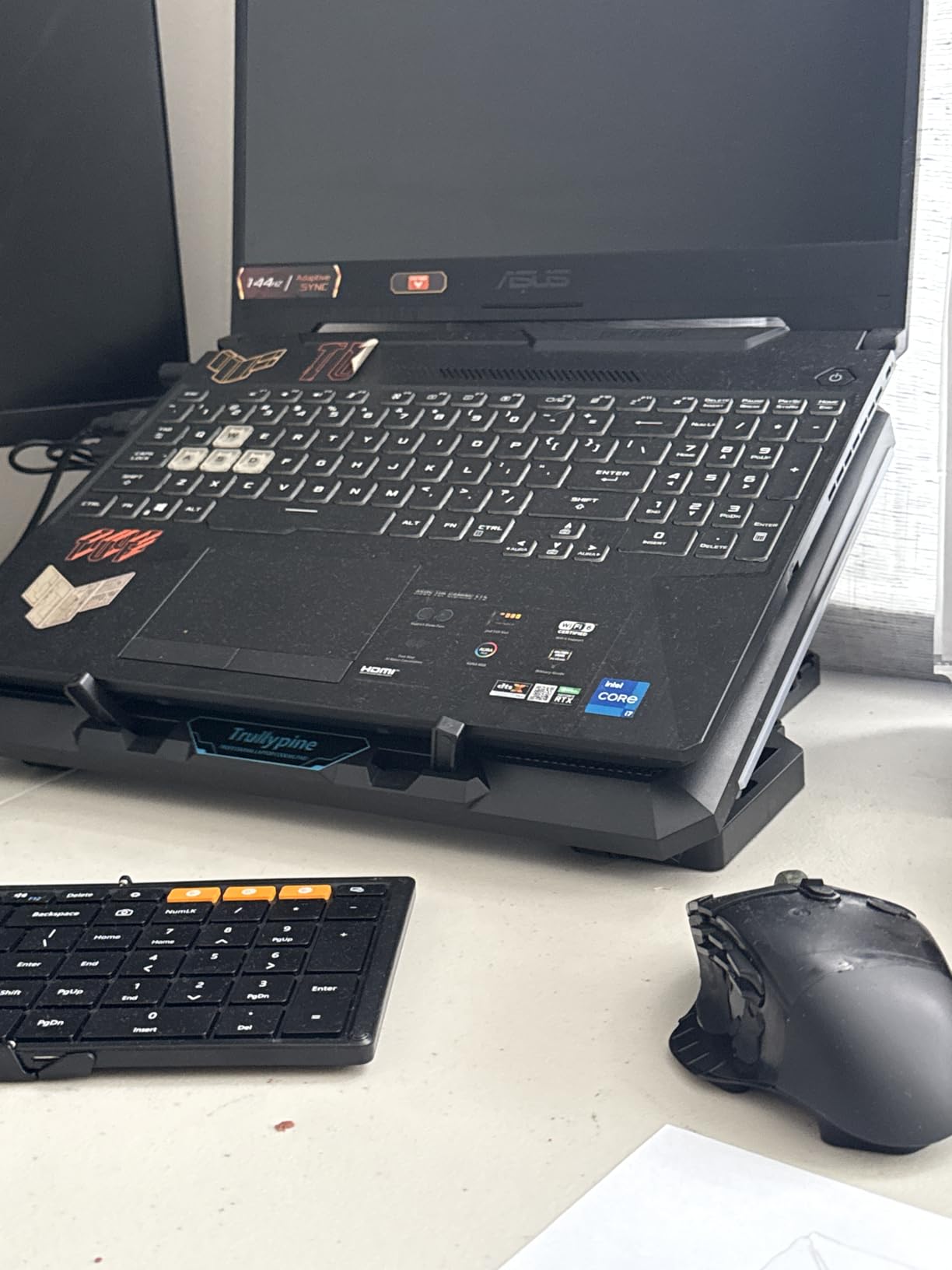 Laptop Cooling Pad with 12 Quiet Fans, Slim Portable for 12-17.3 Inch Laptop Cooler Stand with 5 Height Adjustable, Ergonomic Gaming Cooling Fan Pad with Two USB Ports & Phone Holder (Gear) customer photo 1