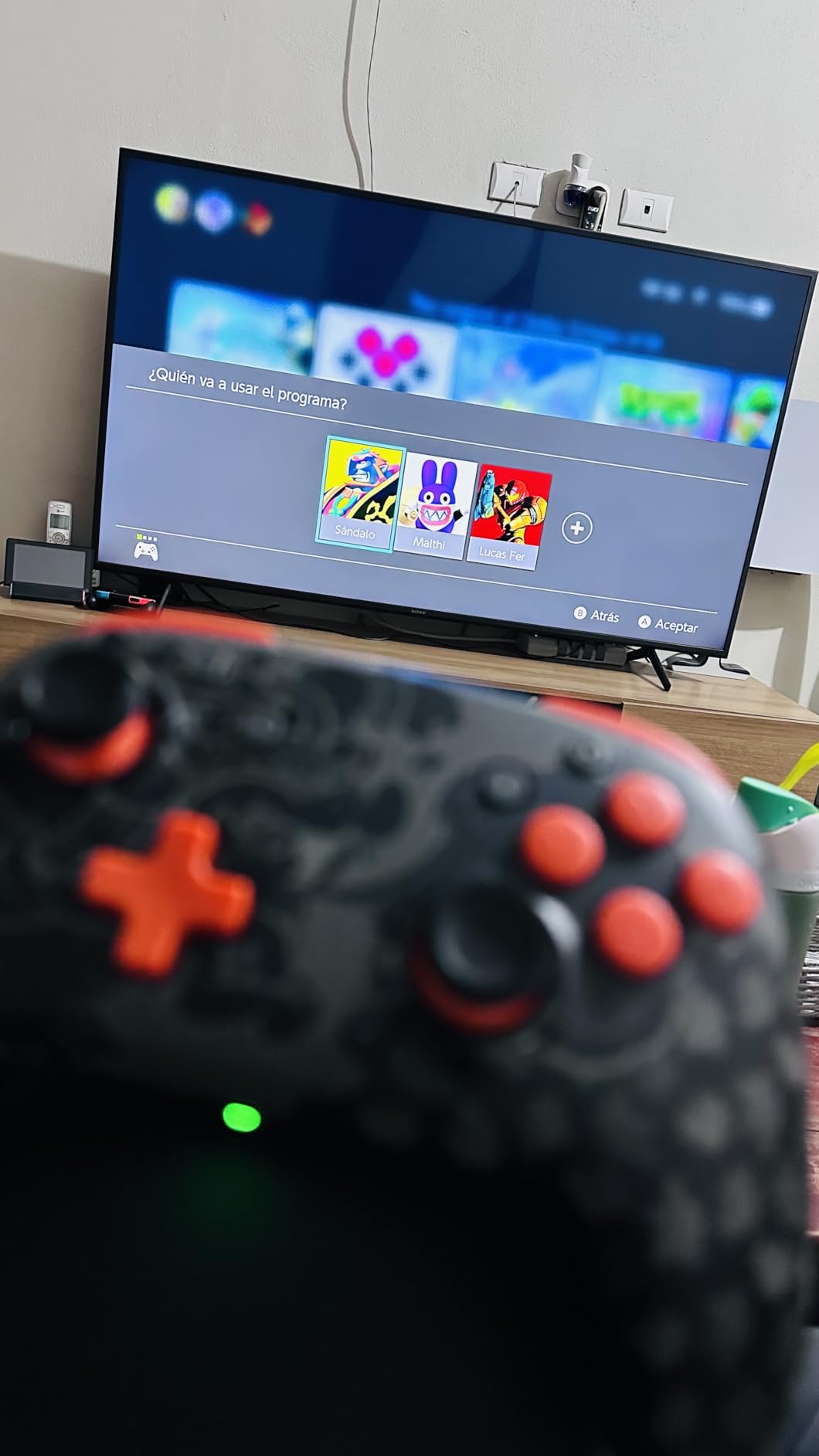 PDP REMATCH GLOW Wireless Nintendo Switch Pro Controller, Full Motion Controls – Licensed for Nintendo Switch. & Lite & OLED Model, Rechargeable Battery Power, Glow in the Dark: Blackout Bowser customer photo 2