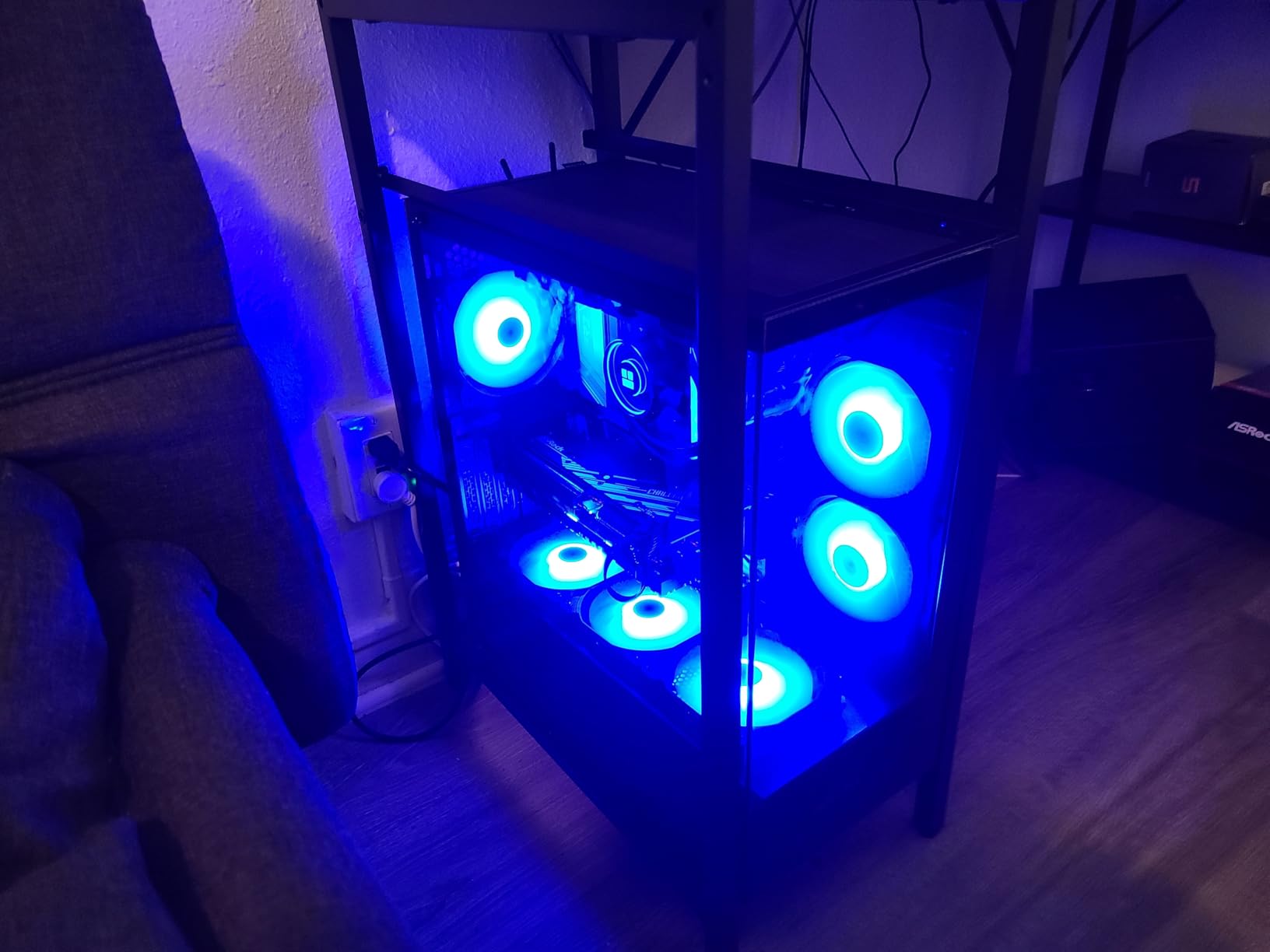 ASRock X870 Pro RS WiFi AMD Ryzen Socket AM5 ATX Motherboard USB4 DDR5 8000 MHz 256 GB SATA3 6.0 Gb/s customer photo 1