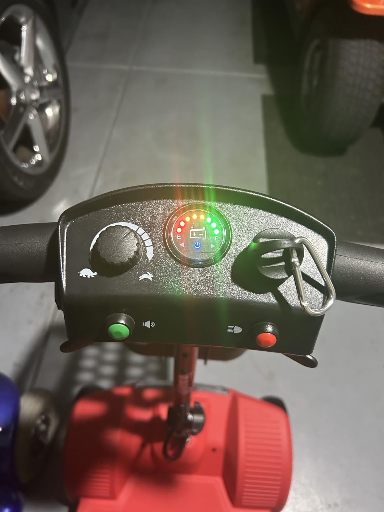 WAYCARE Mobility Scooter for Adults & Seniors, 330 lb 15-20 Mile Range Red customer photo 2