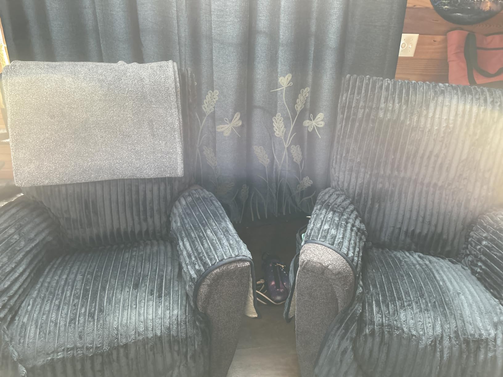 HAOMAIJIA Faux Fur Recliner Chair Covers Non-Slip Waterproof Recliner Covers That Stay in Place Warm Thick Lazy Boy Recliner Cover for Dogs Furniture Protector Pet Friendly (Grey, 23'') customer photo 2
