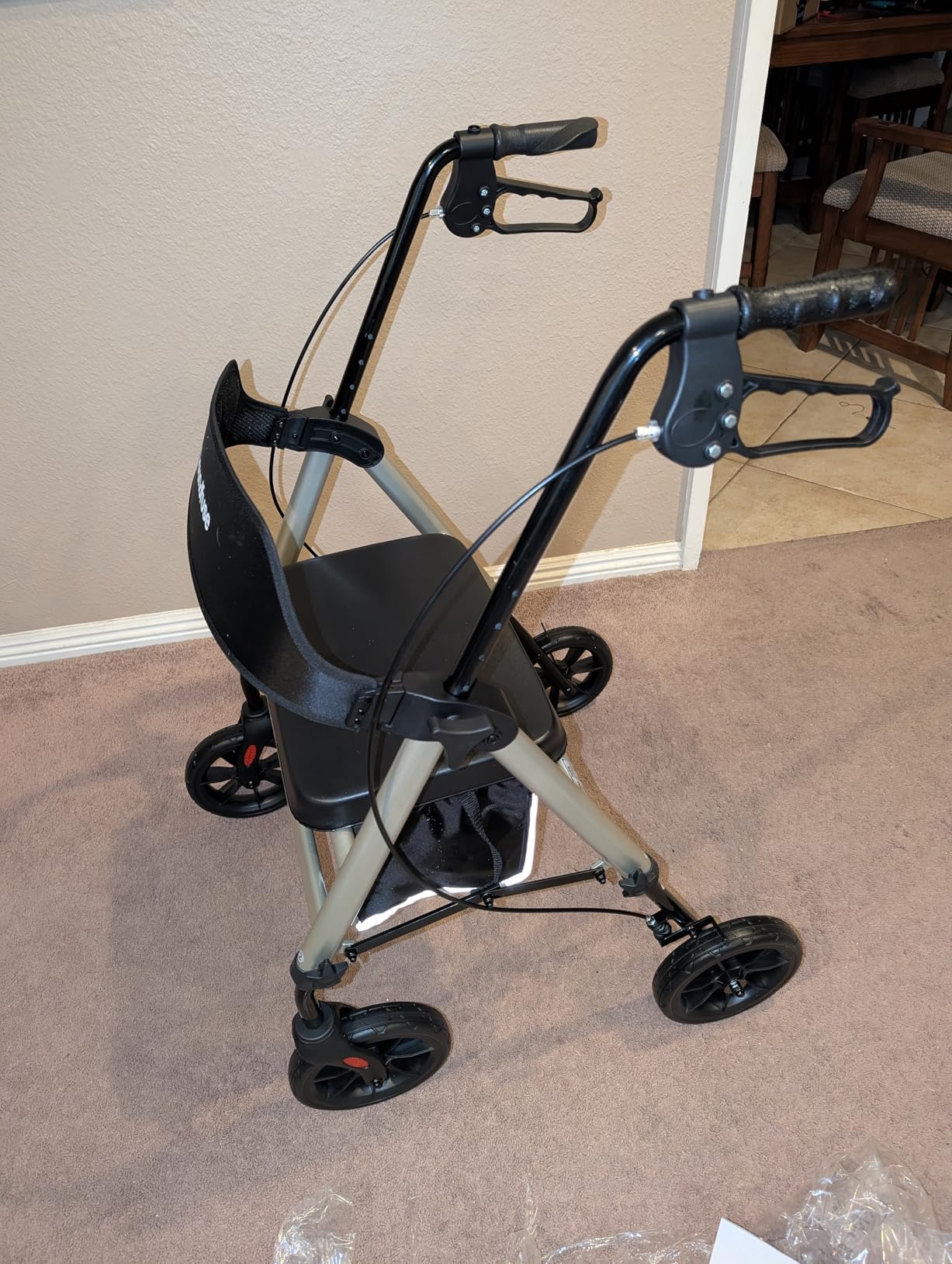 soundfuse Foldable Rollator Walkers for Seniors with Seat, 8'' PU Wheels customer photo 1